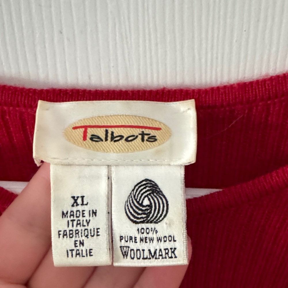 Red Ribbed Short Sleeve Wool Sweater - Picture 2 of 2